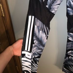 VS PINK High Waisted Tropical Leaf Leggings